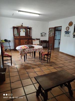 Maison traditionnelle - 92 m² - 5 pièces