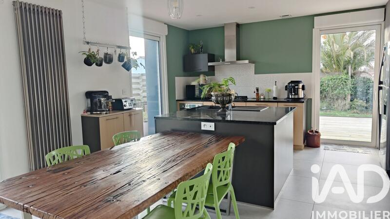 Maison - 170 m² - 7 pièces