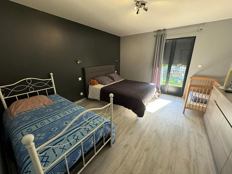 Maison - 278 m² - 10 pièces