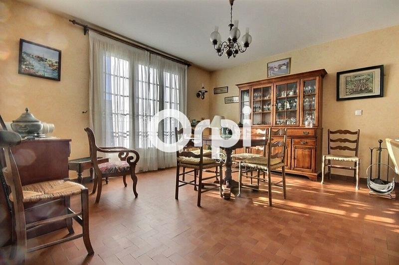 Maison traditionnelle - 146 m² - 5 pièces