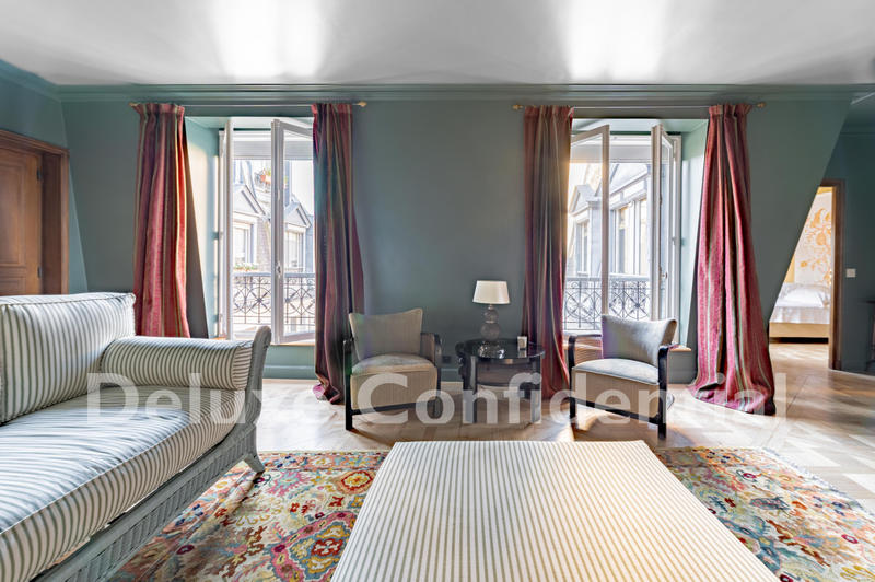 Appartement - 124 m² - 6 pièces