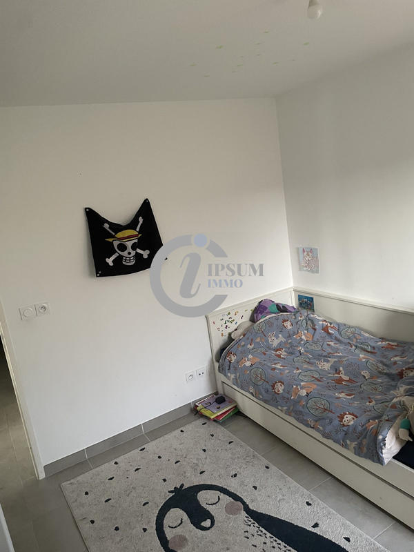 Appartement - 82 m² - 4 pièces