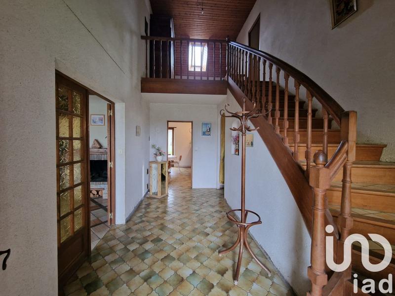 Maison - 189 m² - 8 pièces