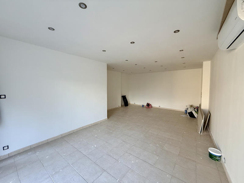 Local commercial - 80 m²