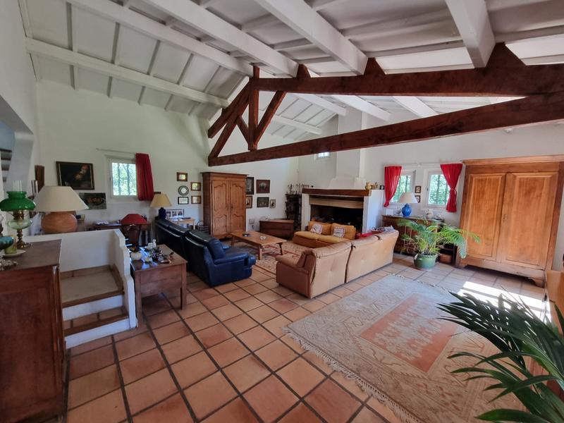 Maison - 167 m² - 5 pièces