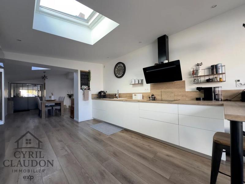 Maison - 133 m² - 5 pièces