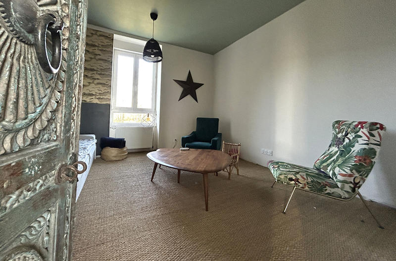 Maison - 220 m² - 8 pièces