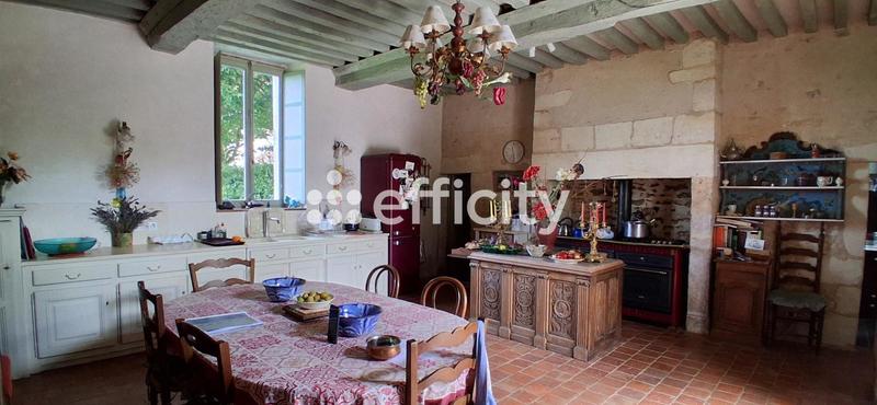 Propriété - 205 m² - 6 pièces