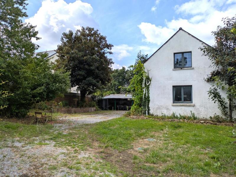 Maison - 206 m² - 8 pièces