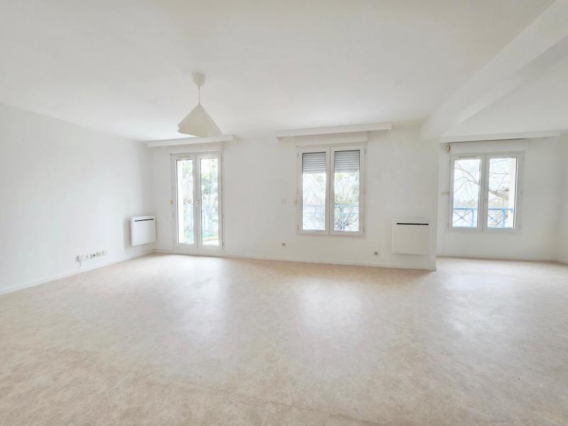 Appartement - 82 m² - 3 pièces
