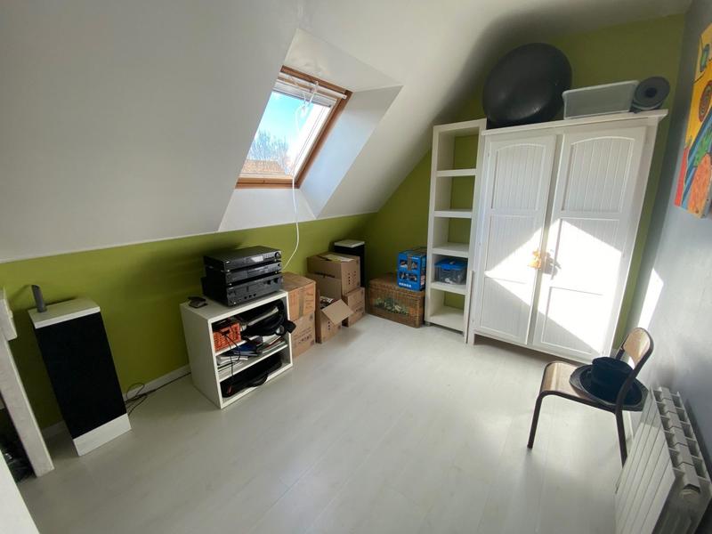 Maison - 95 m² - 5 pièces