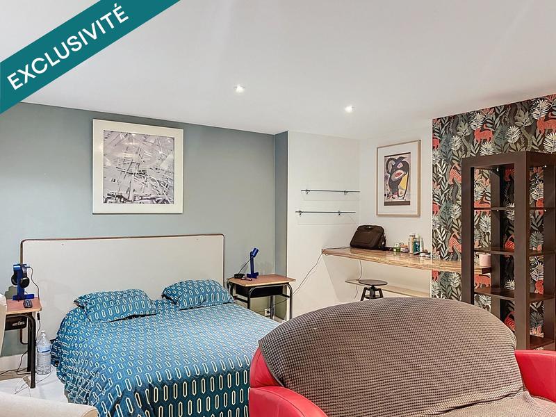 Maison - 207 m² - 7 pièces