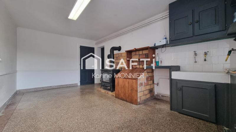 Maison - 250 m² - 9 pièces