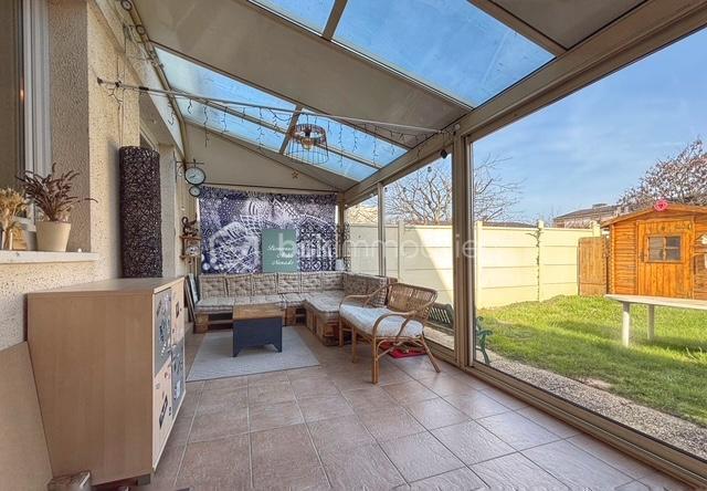 Maison - 96 m² - 5 pièces