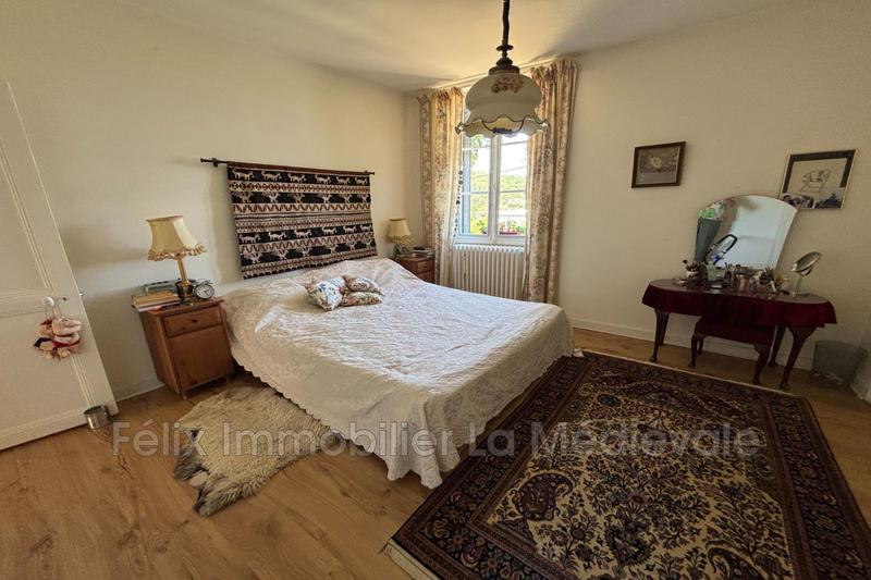 Maison - 165 m² - 8 pièces