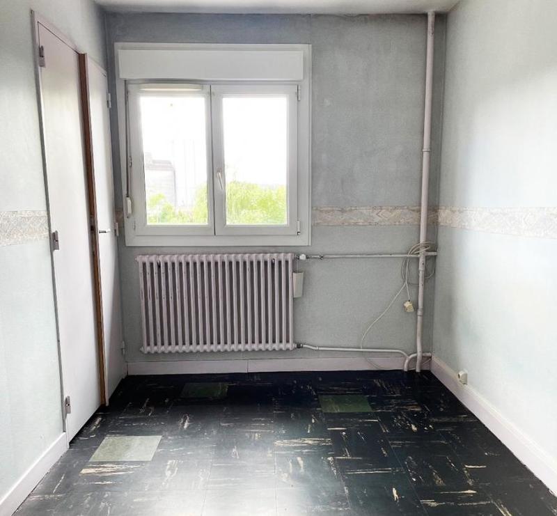 Maison - 99 m² - 6 pièces