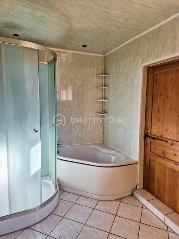 Maison ancienne - 130 m² - 3 pièces