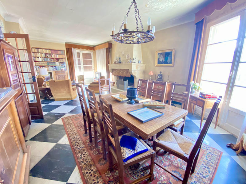 Appartement - 154 m² - 6 pièces