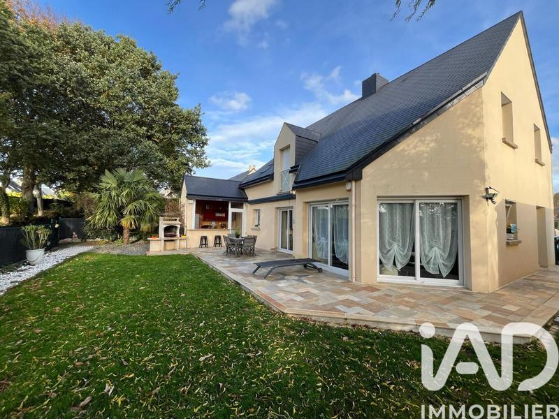 Maison - 175 m² - 6 pièces