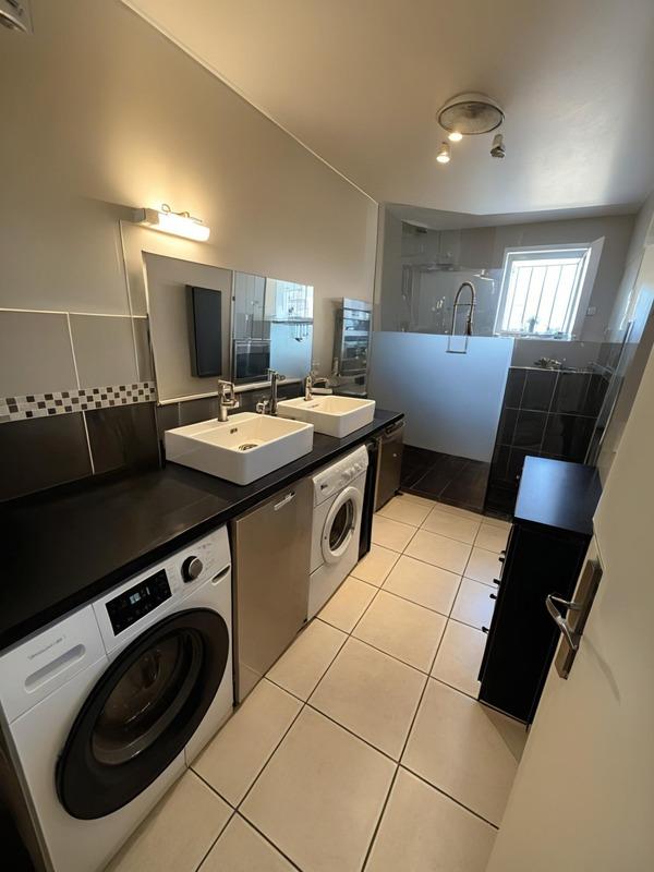 Maison - 121 m² - 6 pièces