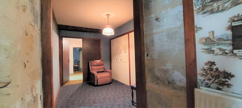 Maison - 255 m² - 7 pièces