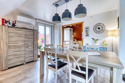 Appartement - 95 m² - 4 pièces