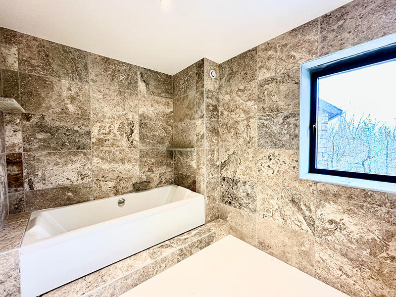 Maison - 170 m² - 7 pièces