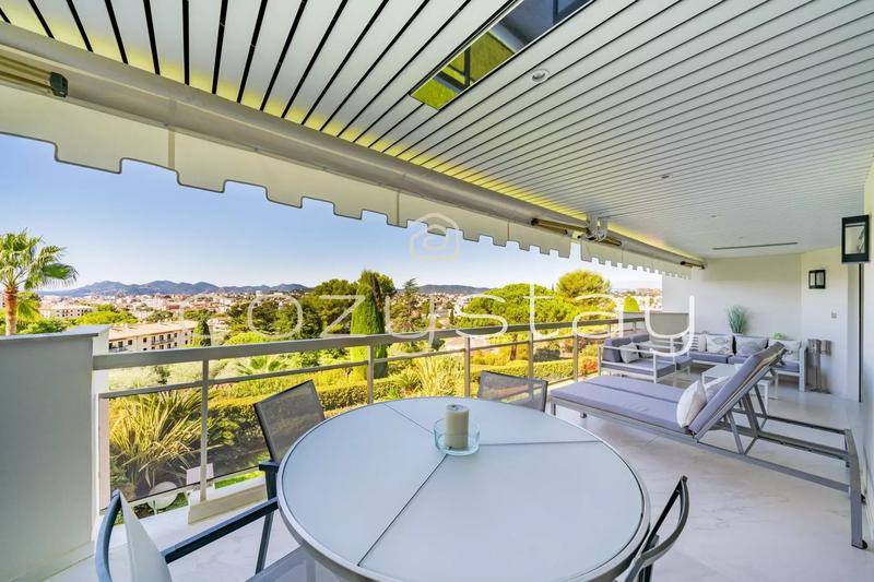 Appartement - 121 m² - 4 pièces