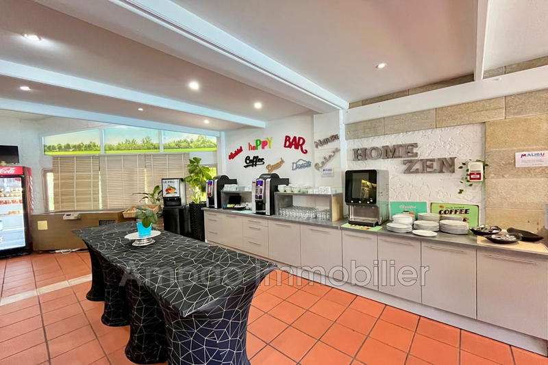 Fonds de commerce - Magasins - 300 m²