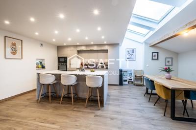 Appartement - 136 m² - 5 pièces