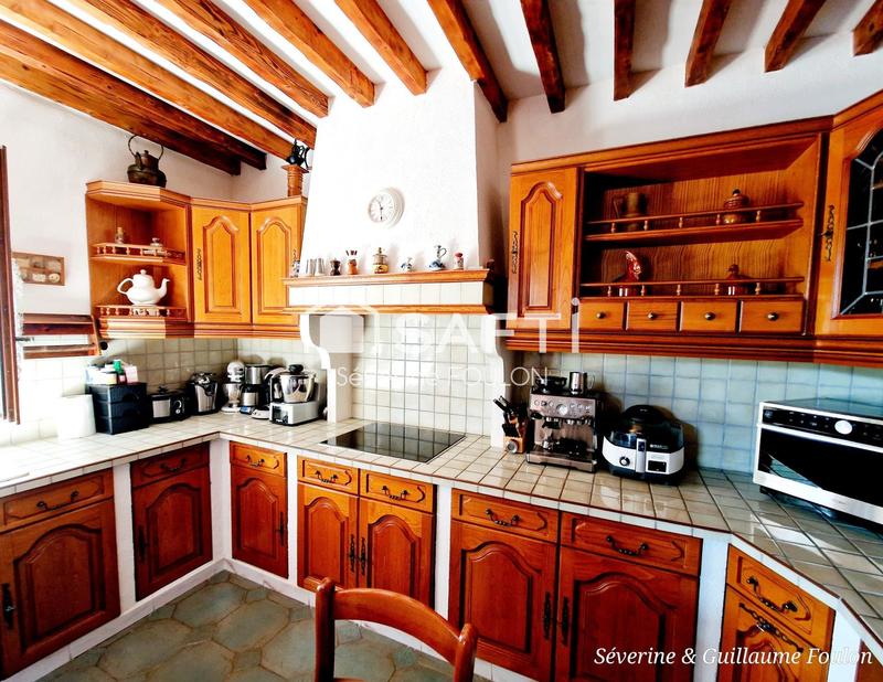 Maison - 185 m² - 9 pièces