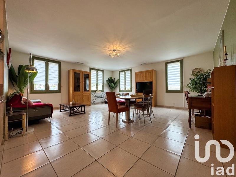 Appartement - 84 m² - 4 pièces