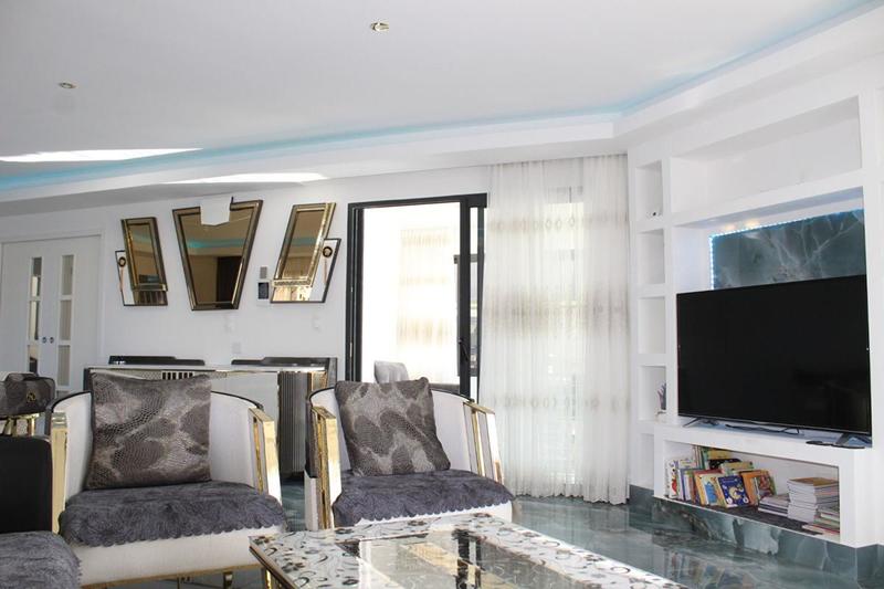 Villa - 180 m² - 7 pièces