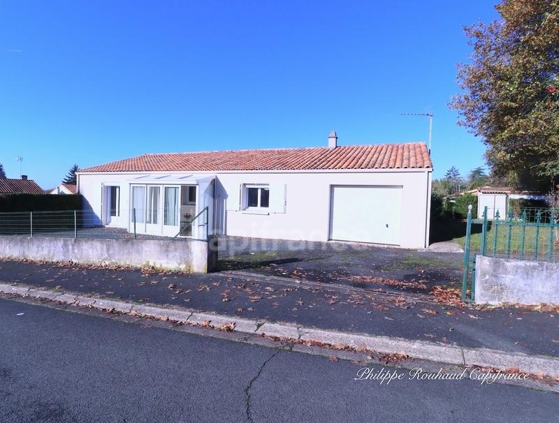 Maison - 92 m² - 8 pièces