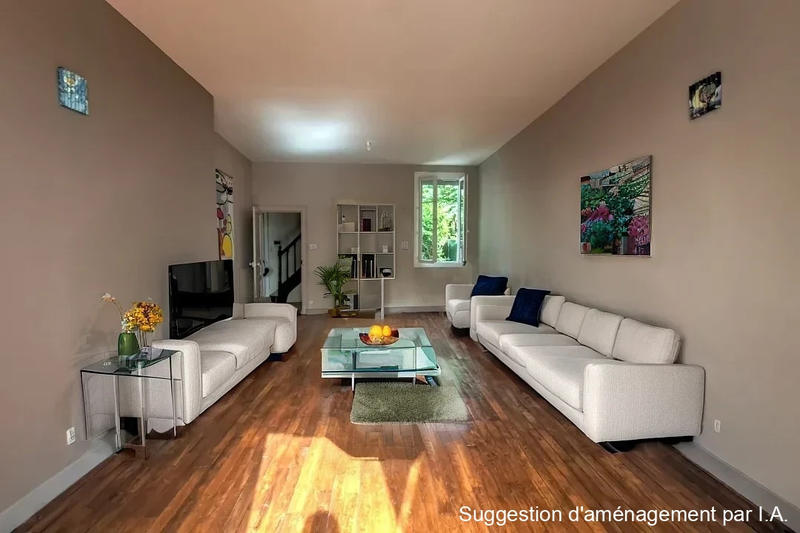 Maison - 196 m² - 8 pièces