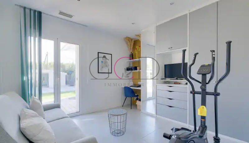 Villa - 180 m² - 7 pièces