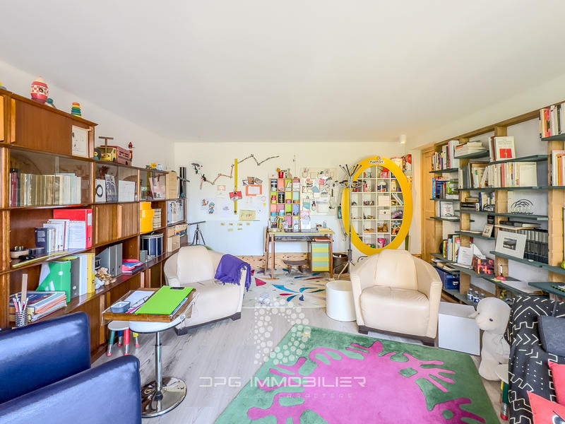 Maison - 157 m² - 8 pièces