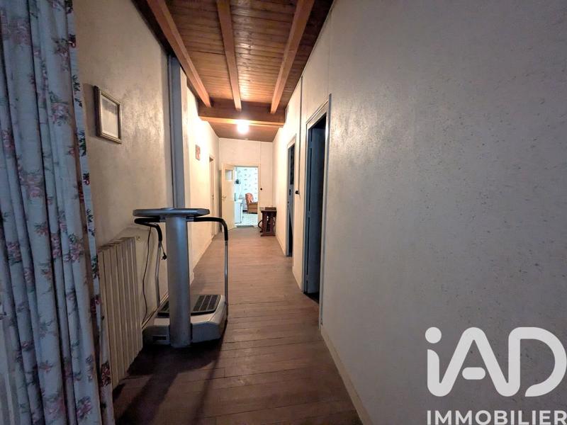 Maison - 217 m² - 7 pièces