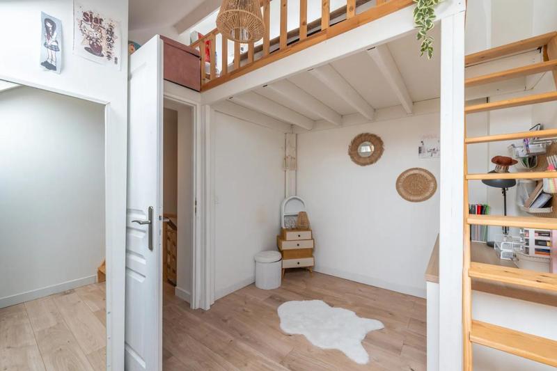 Maison - 100 m² - 6 pièces