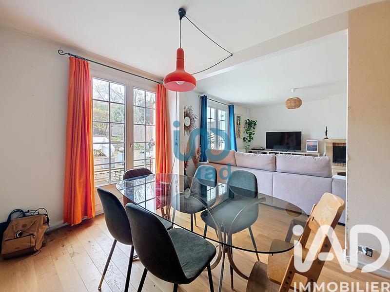 Maison - 140 m² - 8 pièces