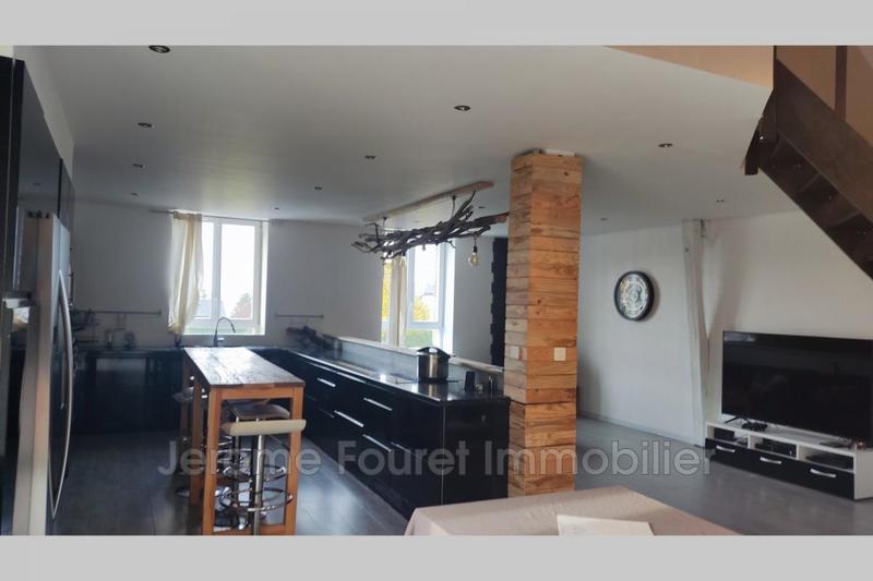 Maison en pierre - 256 m² - 7 pièces