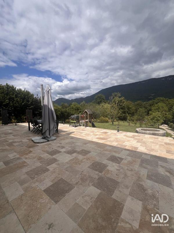 Maison - 160 m² - 5 pièces