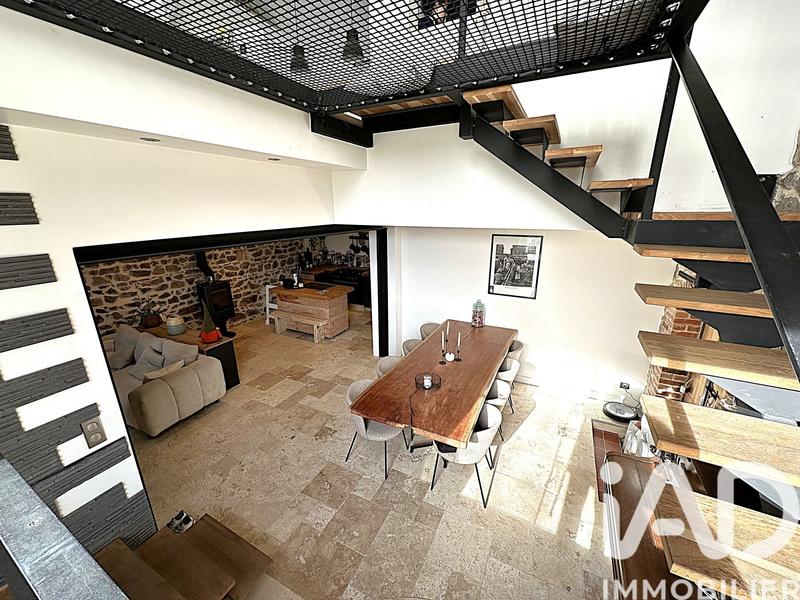 Maison - 170 m² - 8 pièces