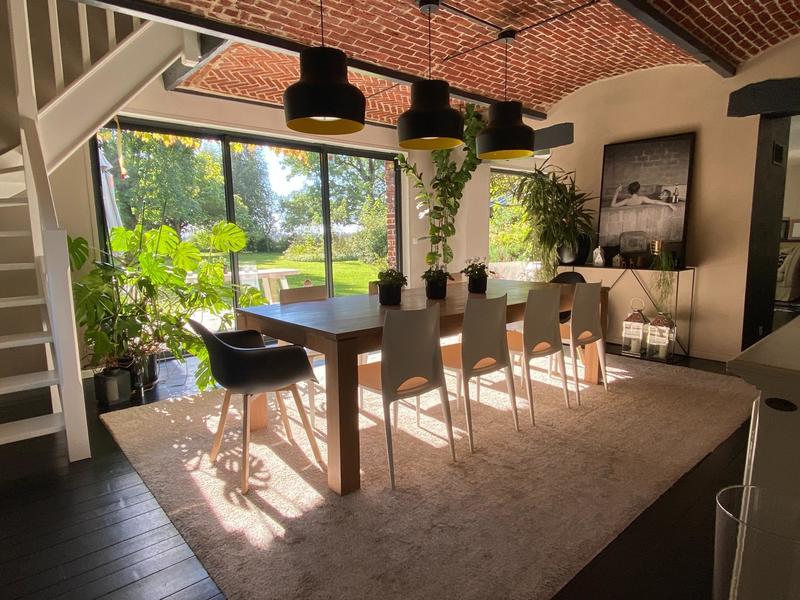 Maison - 285 m² - 12 pièces