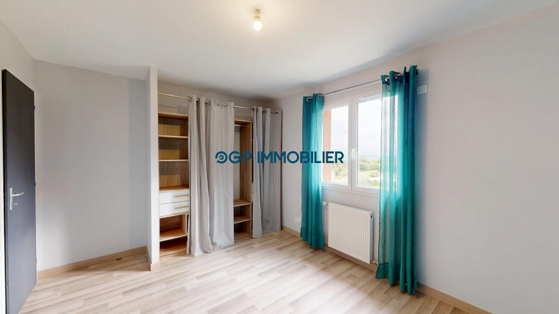 Villa - 102 m² - 5 pièces