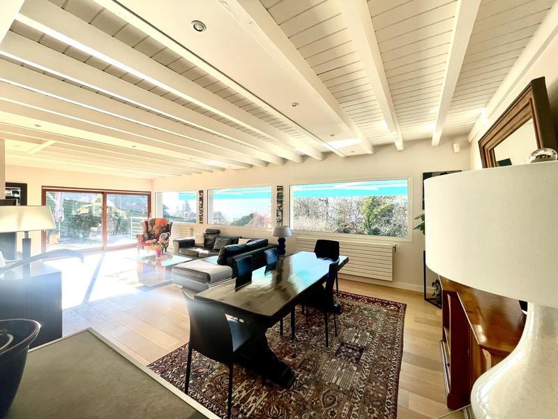 Maison d'architecte - 230 m² - 8 pièces