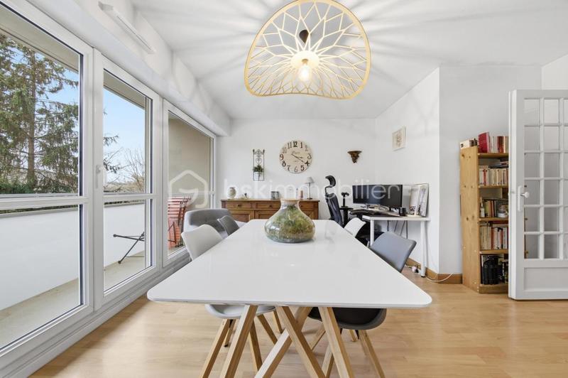 Appartement - 77 m² - 4 pièces