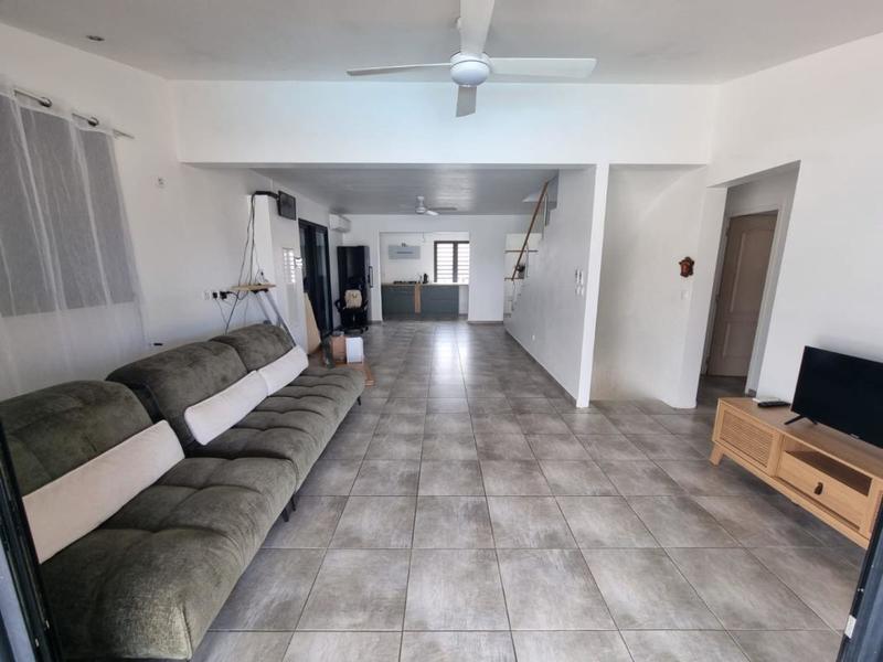 Maison - 90 m² - 1 pièce