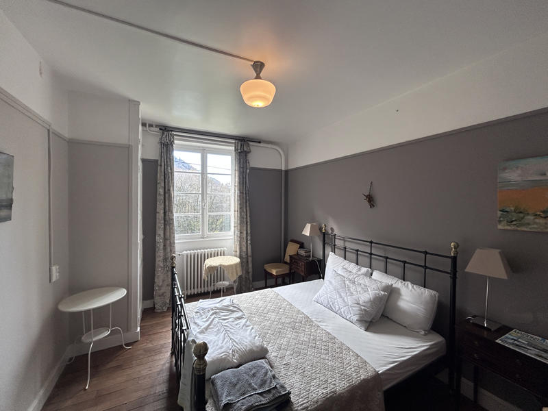 Maison - 290 m² - 12 pièces