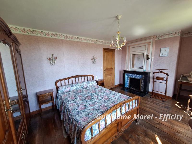 Maison - 159 m² - 7 pièces